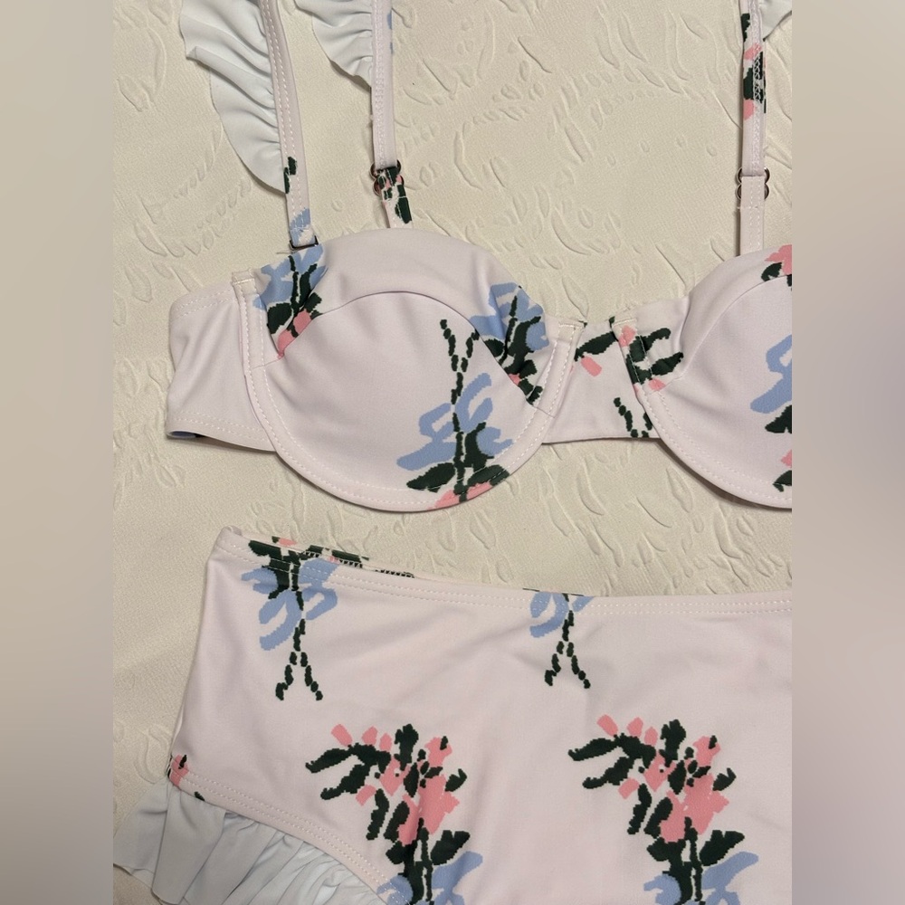 Cider Floral Ruffle High Waisted Bikini Set - Picture 3 of 4